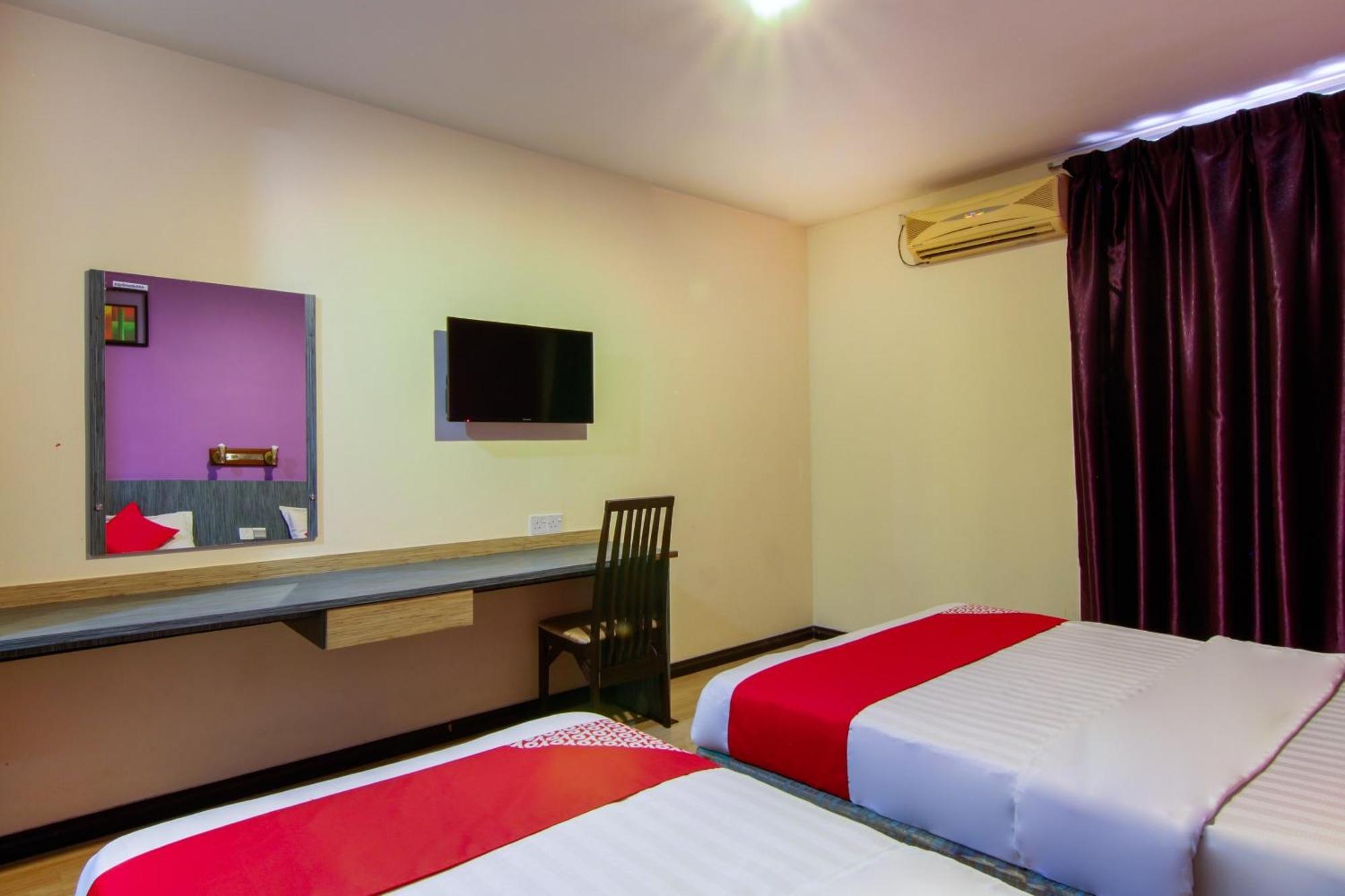 Super Oyo 43930 Hotel Esplanade Сандакан Екстер'єр фото